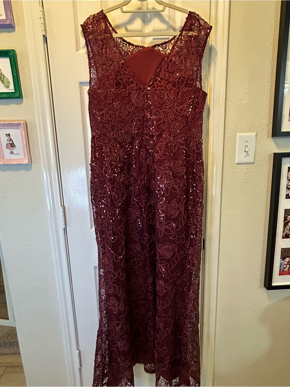 SLNY Burgundy Sequin Lace Cocktail Dress